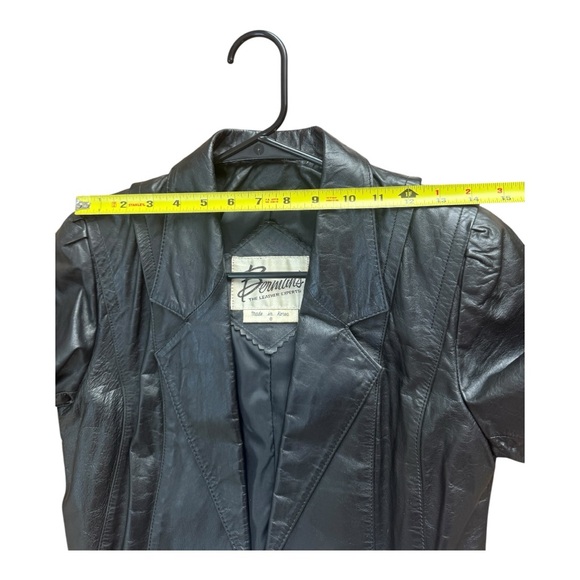 Vintage Classic  Bermans Leather Jacket Women’s Size 6 Black Fashion All Season - Picture 7 of 10